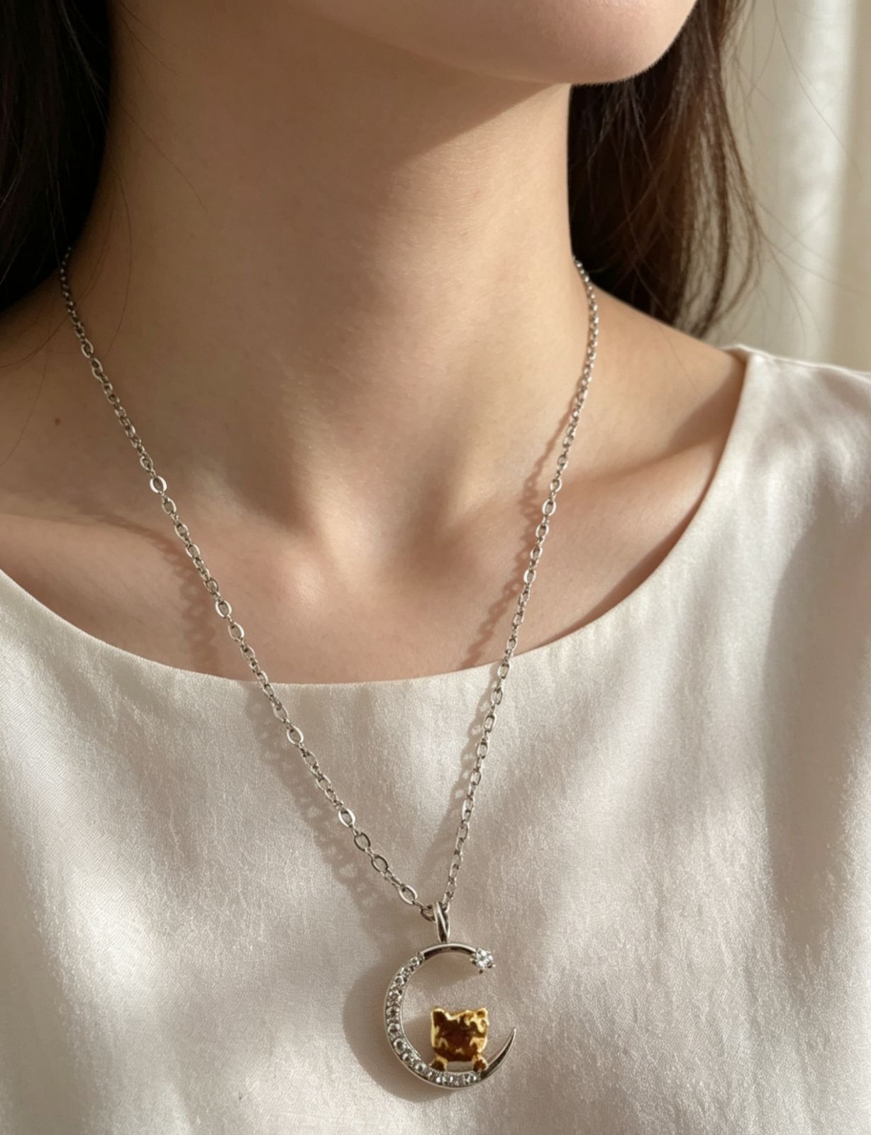COLLAR HELLO KITTY BAÑO EN PLATA